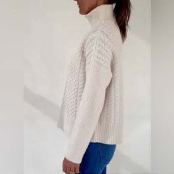 AYR Ivory Le Square Kable Knit Mock Neck Sweater Size Small 100% wool fisherman - Picture 2 of 10
